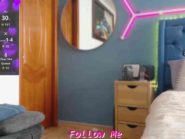 LatinaVibes webcam