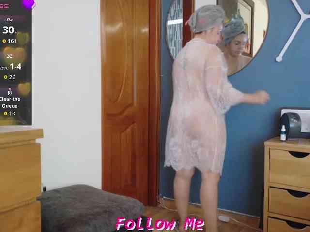 LatinaVibes webcam