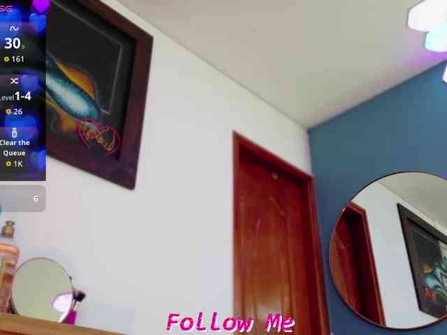 LatinaVibes webcam