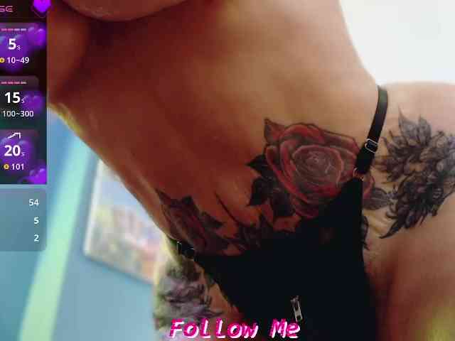 QueenyK1ng Live Webcam on BongaCams