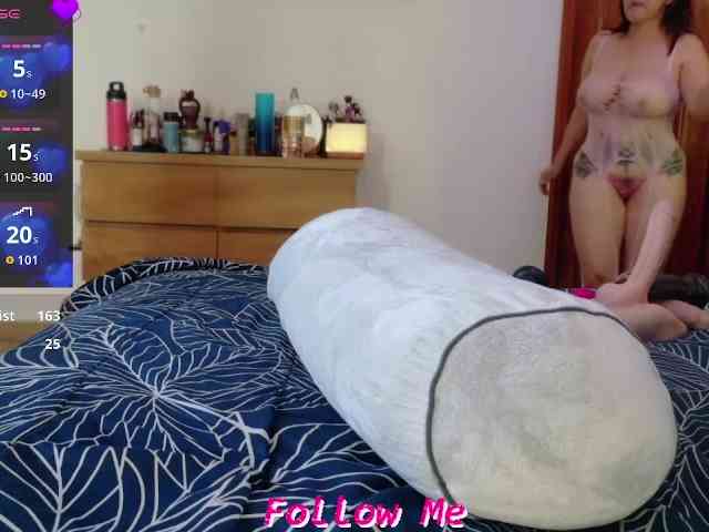 LatinaVibes webcam