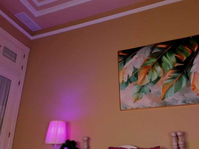 LunaMystyque live webcam show