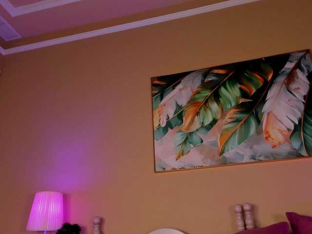 LunaMystyque live webcam show
