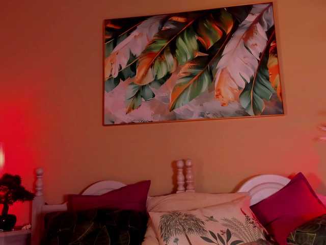 LunaMystyque live cam preview