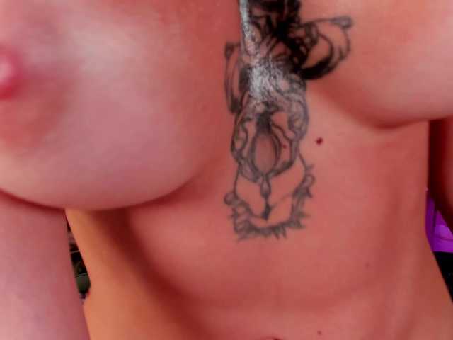 LunaMystyque live cam on BongaCams