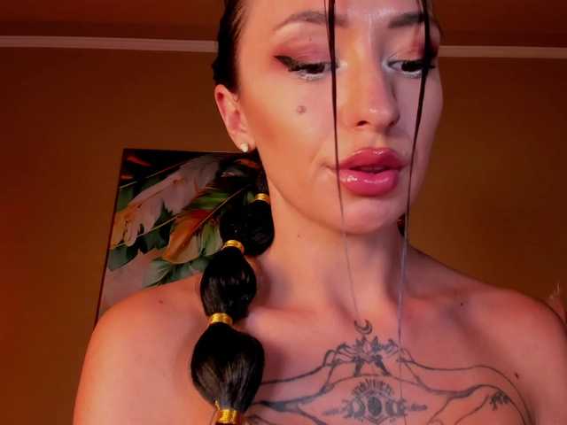LunaMystyque live cam on BongaCams