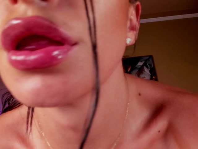 LunaMystyque live webcam show