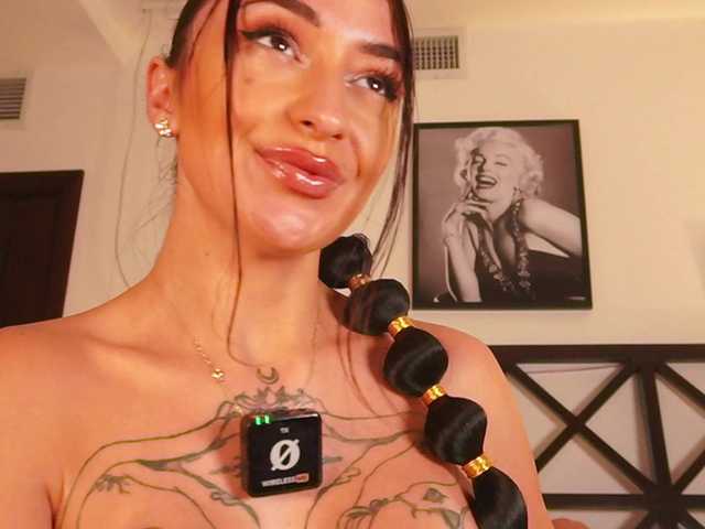 lunamystyque live sex show