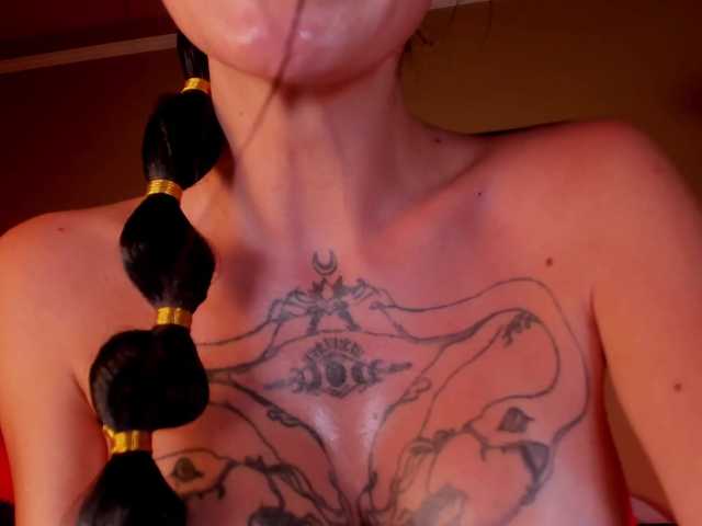 LunaMystyque live cam on BongaCams