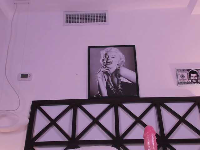 LunaMystyque's BongaCams show and profile