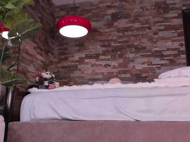 LunaMystyque live cam on BongaCams