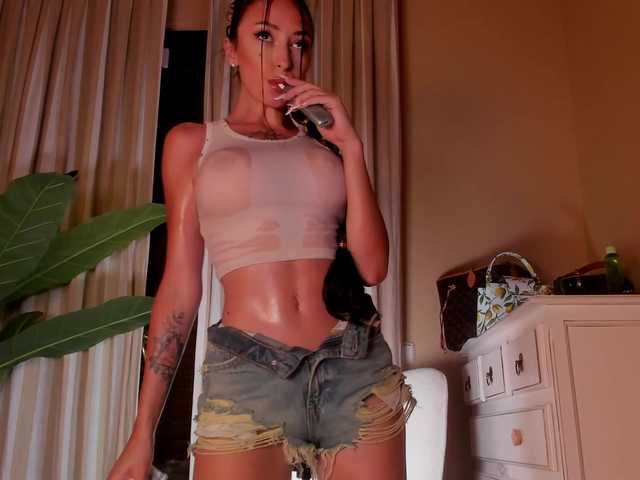LunaMystyque live cam on BongaCams