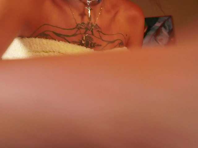 LunaMystyque live cam on BongaCams
