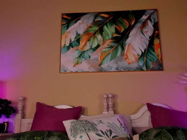 LunaMystyque live cam on BongaCams