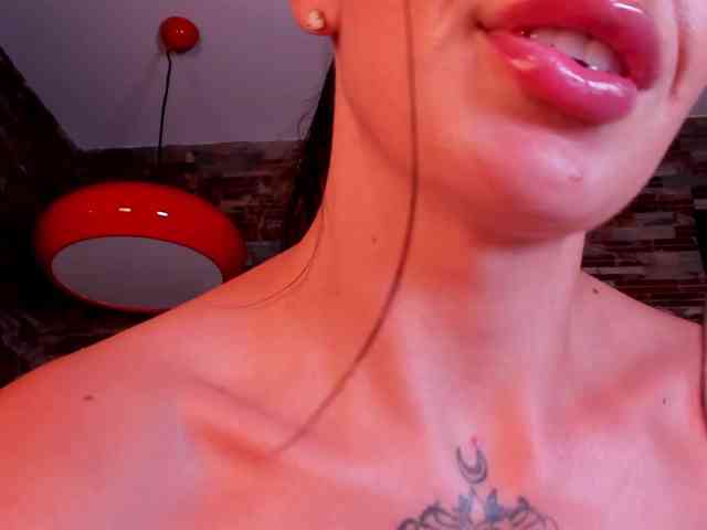 LunaMystyque webcam