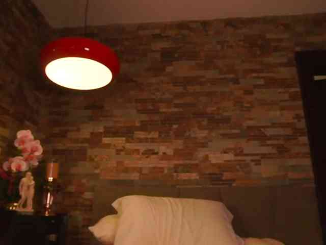 LunaMystyque webcam