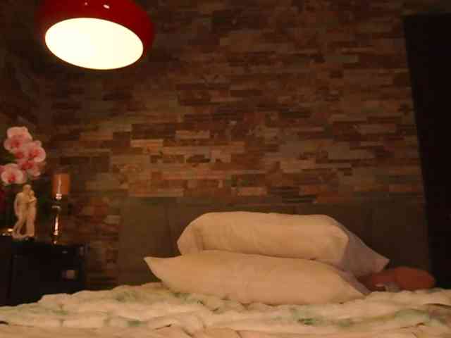 LunaMystyque webcam