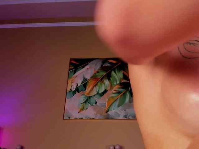 LunaMystyque webcam