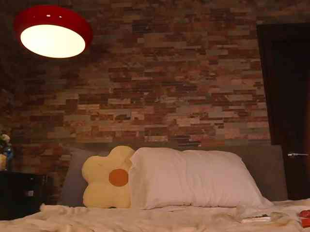 LunaMystyque webcam