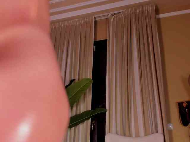 LunaMystyque webcam