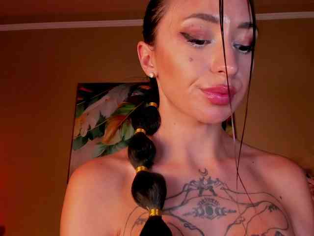 LunaMystyque webcam