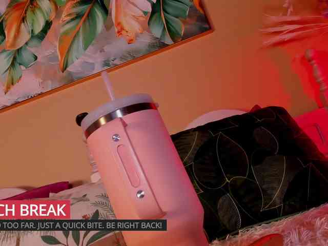 LunaMystyque webcam