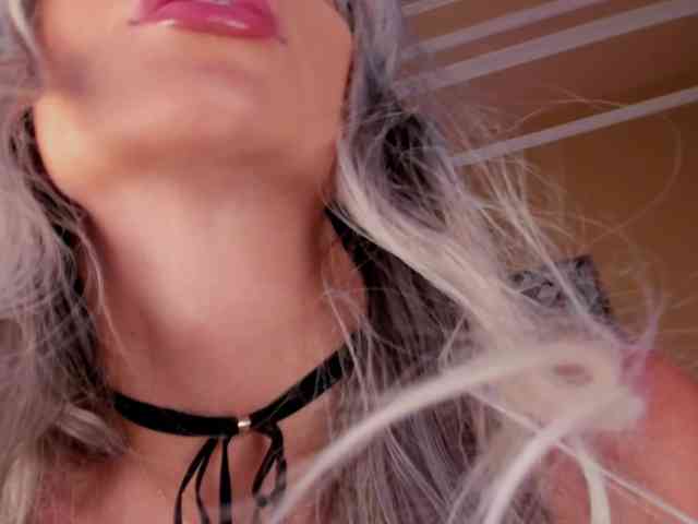 LunaMystyque webcam