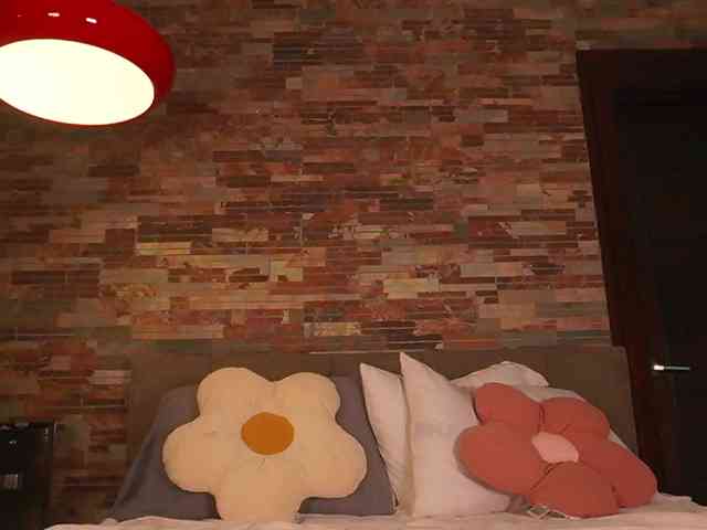 LunaMystyque webcam