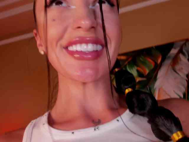 LunaMystyque webcam