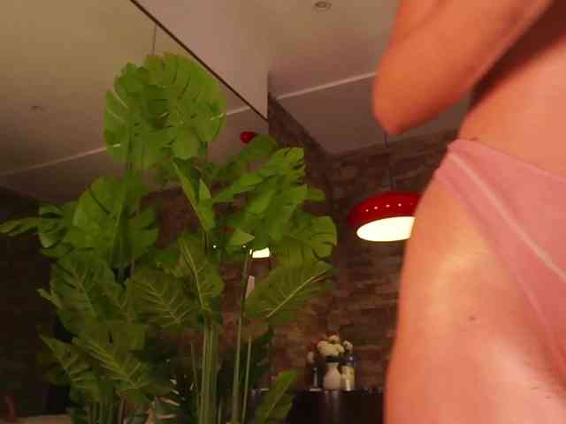 LunaMystyque webcam