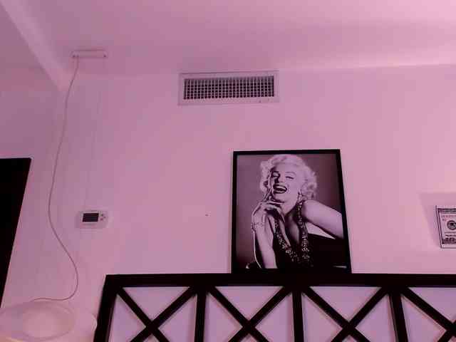LunaMystyque webcam
