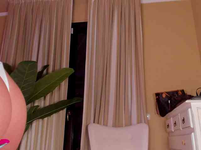 LunaMystyque webcam