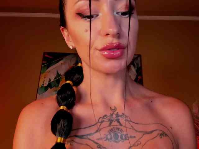 LunaMystyque webcam