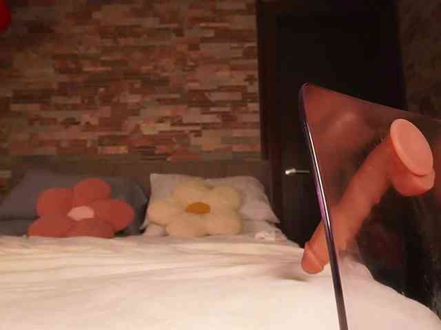 LunaMystyque webcam