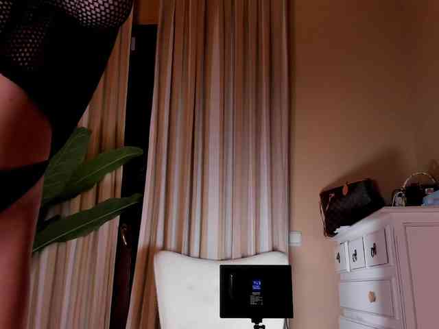 LunaMystyque webcam