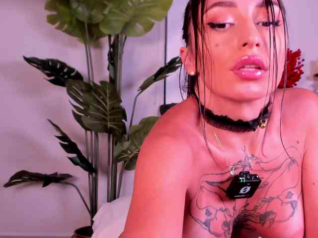 LunaMystyque webcam
