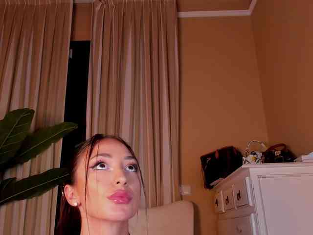 LunaMystyque webcam