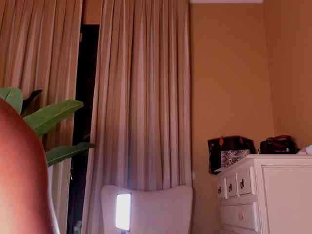 LunaMystyque webcam