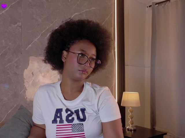 Rachellebony live cam on BongaCams
