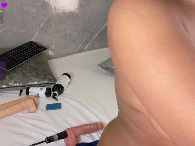 Rachellebony live cam on BongaCams