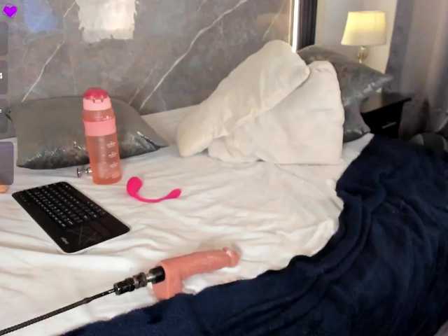 Rachellebony live cam on BongaCams
