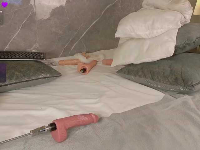 Rachellebony live cam on BongaCams