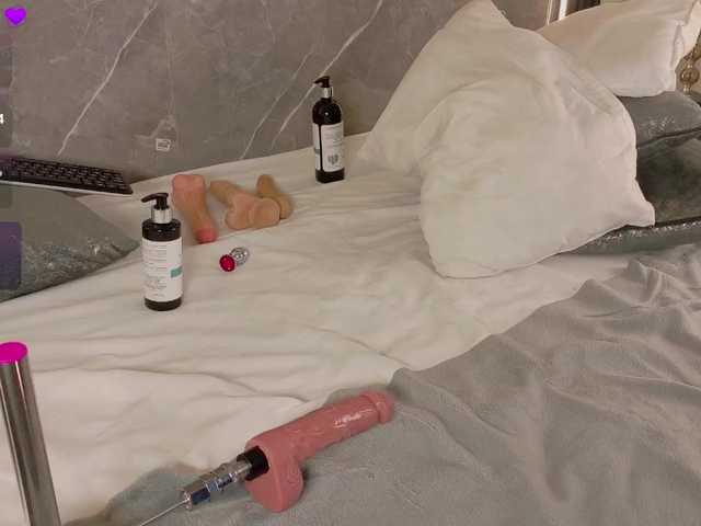 Rachellebony live cam on BongaCams