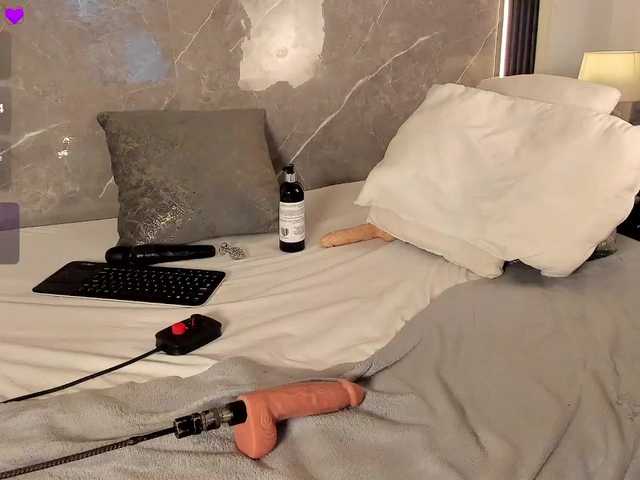 Rachellebony live cam on BongaCams