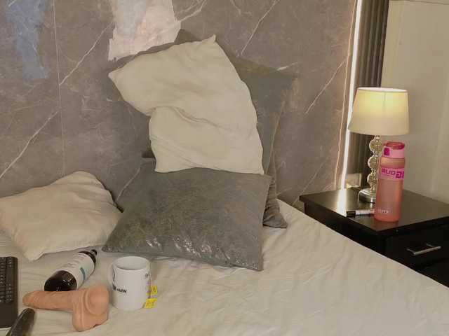 Rachellebony live cam on BongaCams