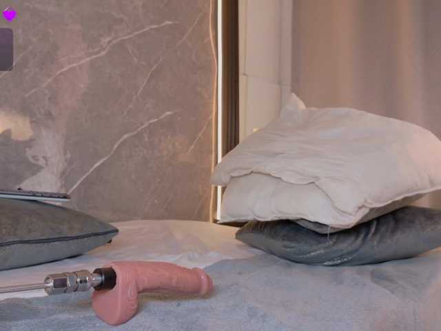 Rachellebony live cam on BongaCams