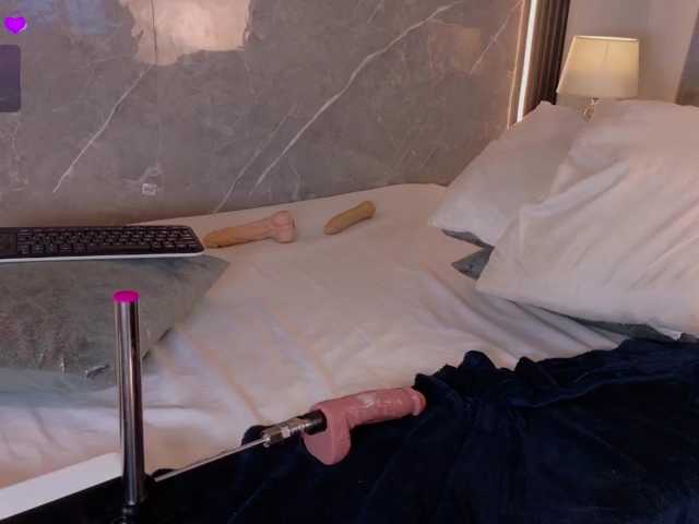 Rachellebony live cam on BongaCams