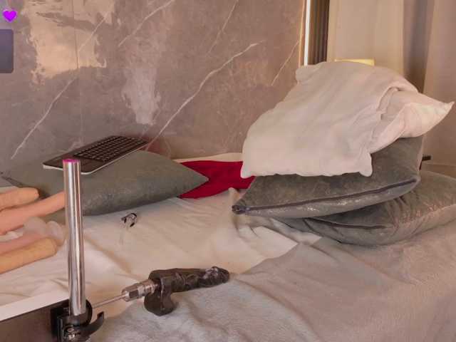 Rachellebony live cam on BongaCams