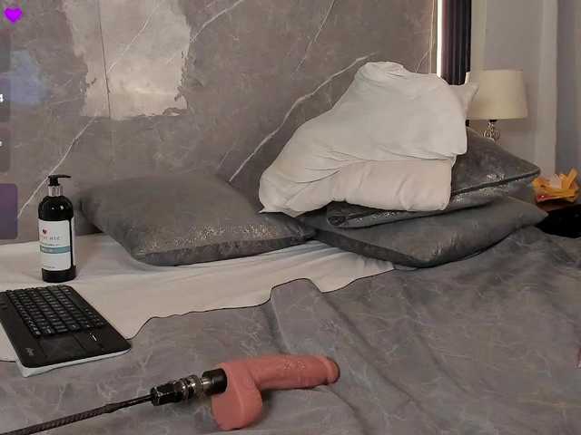 Rachellebony live cam on BongaCams