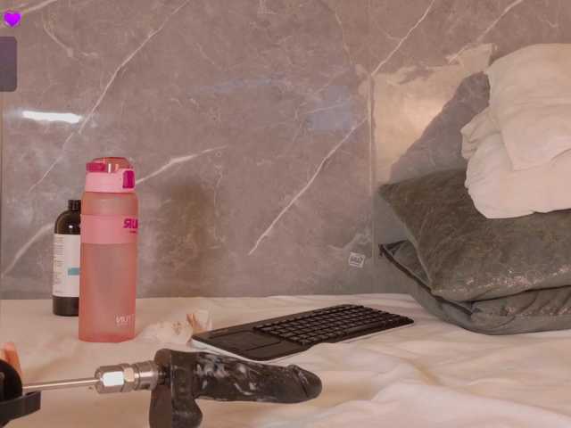 Rachellebony live cam on BongaCams